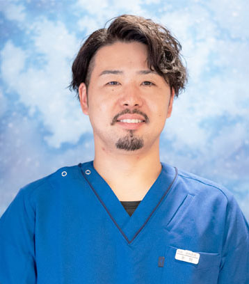 院長 氷見 一馬(日本歯科保存学会専門医・日本歯内療法学会専門医)